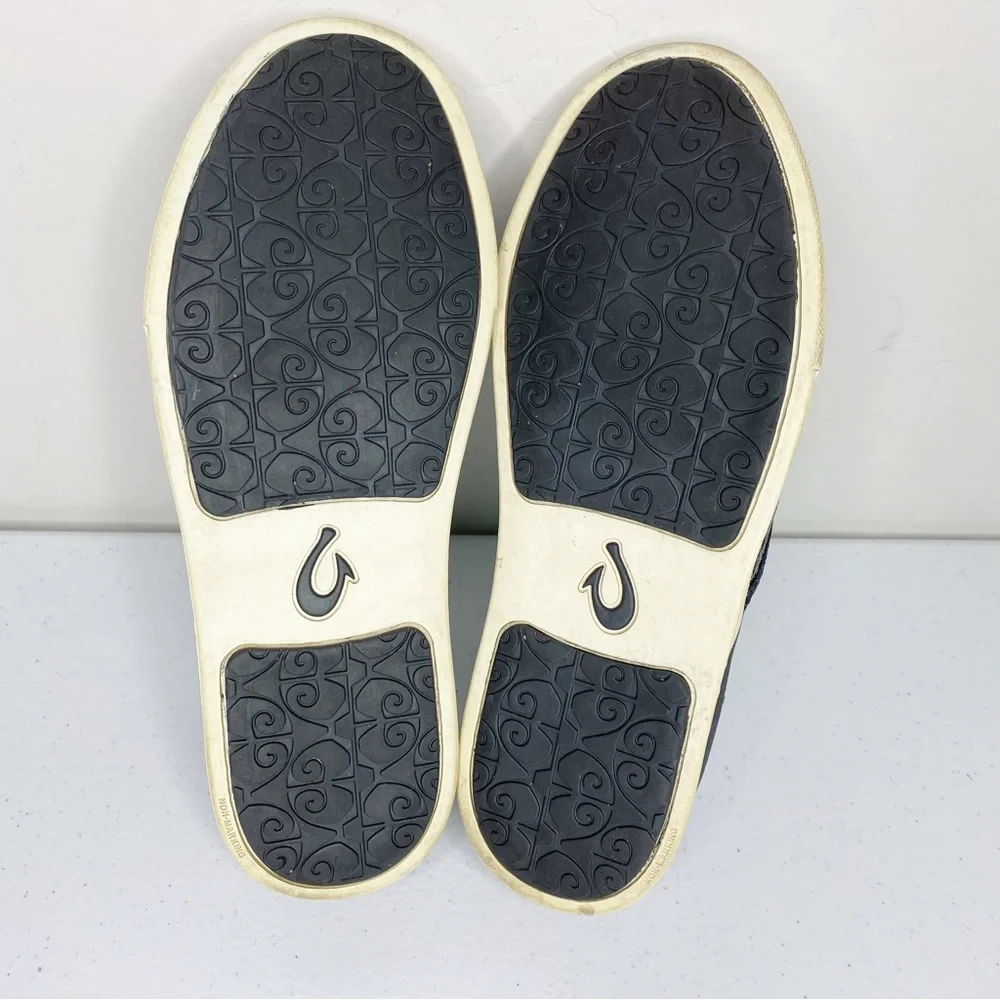 OluKai Pehuea Slip On Sneaker in Pavement Gray Size 7 - Picture 8 of 11